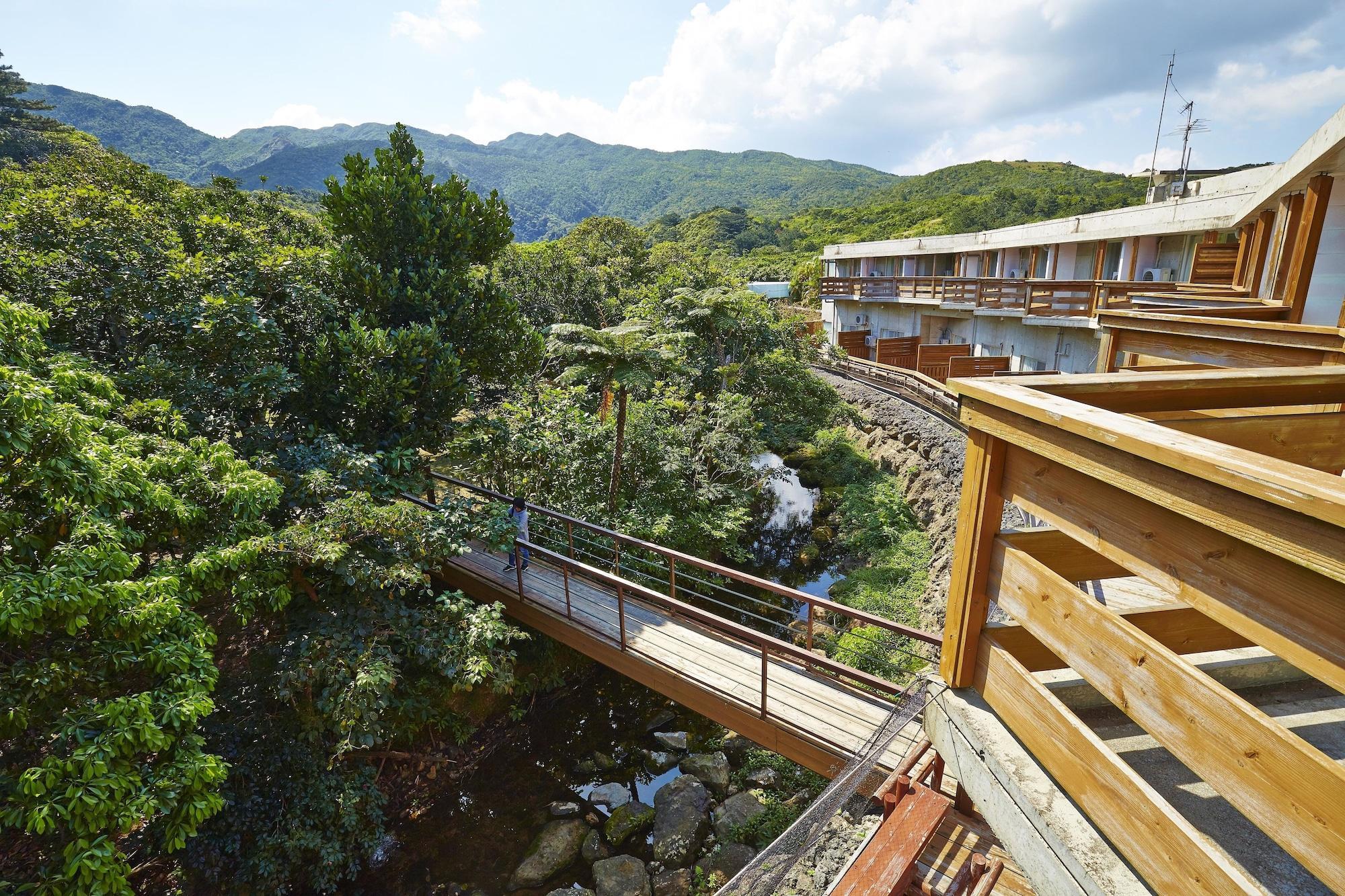 Iriomotejima-Jungle Hotel Painumaya Takana Exterior photo